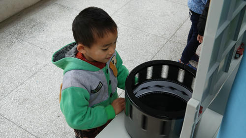 科普惠民走基層 大篷車開進鄉(xiāng)村“袖珍”小學(xué)