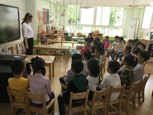 我館面向幼兒教師開展地震逃生技能培訓(xùn)