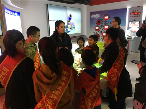 南京科技館科普傳播小使者清明假期培訓忙