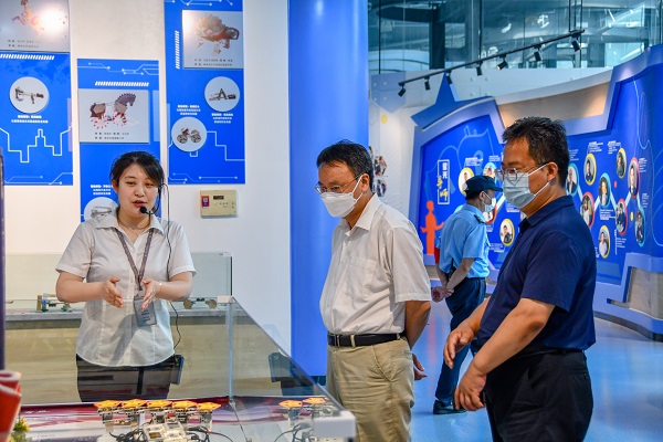 中國科協(xié)領導蒞臨南京科技館調研考察工作