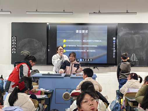 課后服務(wù)促“雙減” 科普課堂顯特色——南京科技館助力雨花外國(guó)語(yǔ)小學(xué)課后服務(wù)