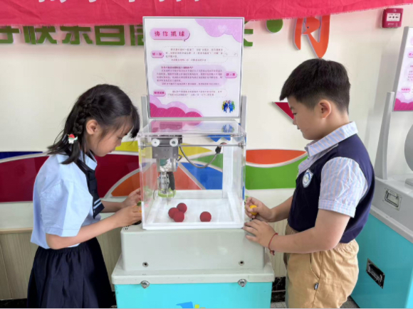 科普零距離 點(diǎn)亮科學(xué)夢 ——科普大篷車6月活動(dòng)回顧