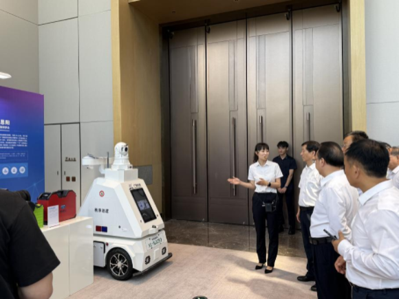 我館助力江蘇省歐美同學(xué)會留學(xué)報國成果展成功舉辦