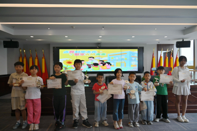 悟科學家精神 探照明奧秘 ——“點亮科學之光，智享光明未來”黨支部共建活動燃動兒童科學夢